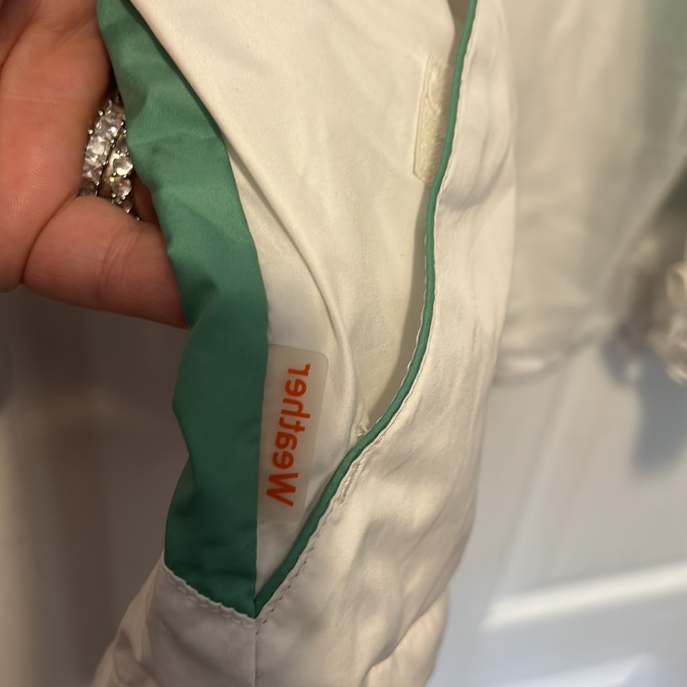 Sunice Shell Jacket - Picture 10 of 17